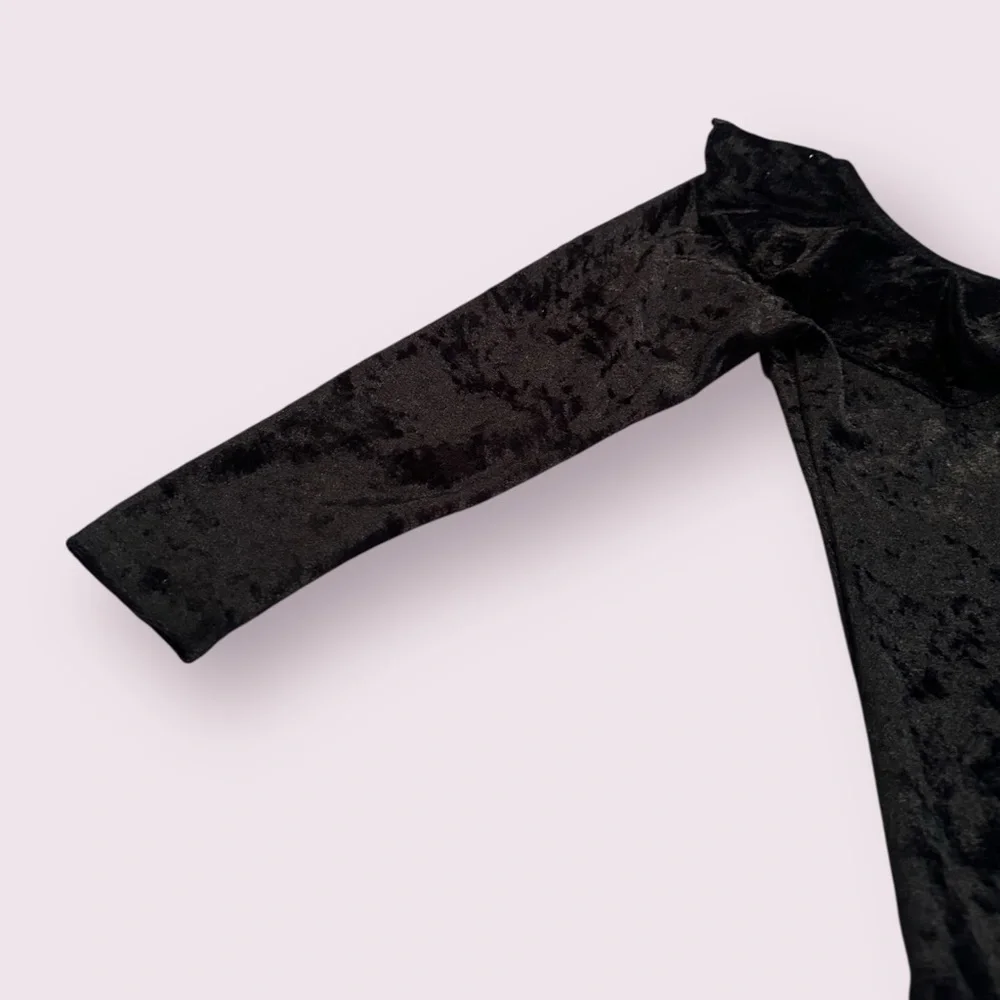 Vintage elegant black